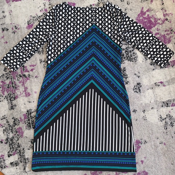 Nine West lightweight, geometric patterned summer dress! - Picture 2 of 4